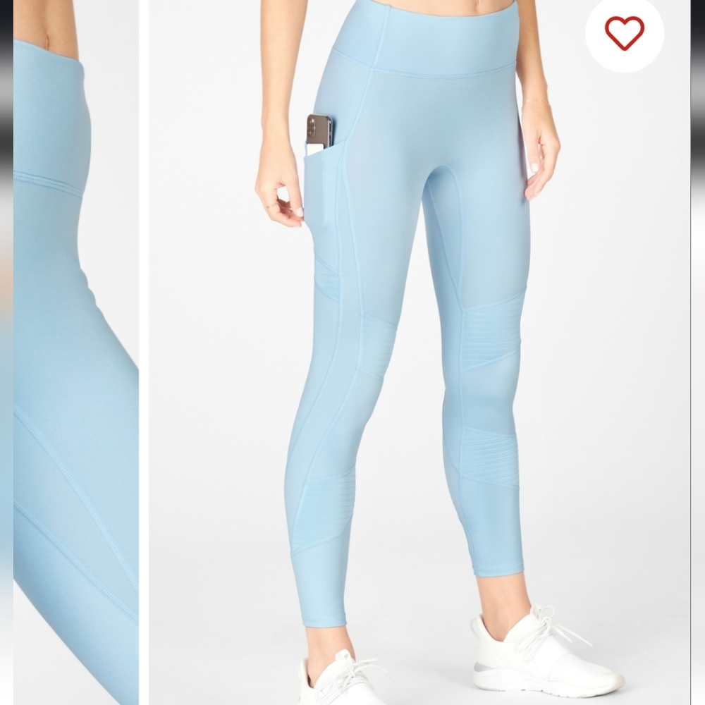 Light Blue High-Waisted Leggings